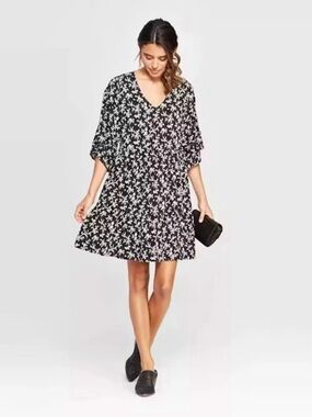 Universal Thread Dress in Black & White